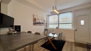 Photo 23- click for photo gallery